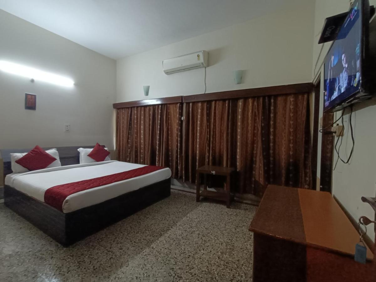 Riverview Guest House Guwahati Eksteriør bilde