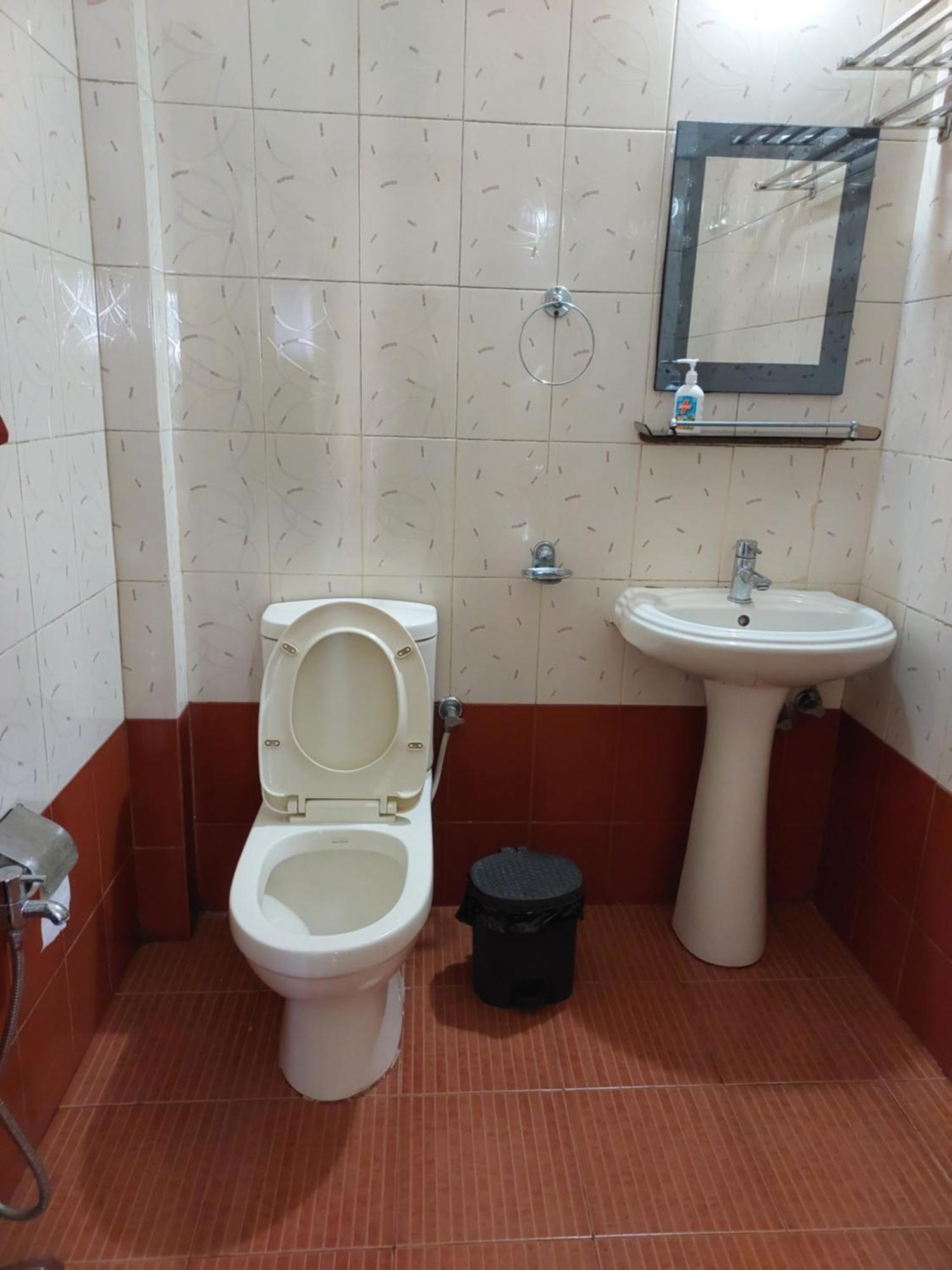 Riverview Guest House Guwahati Eksteriør bilde