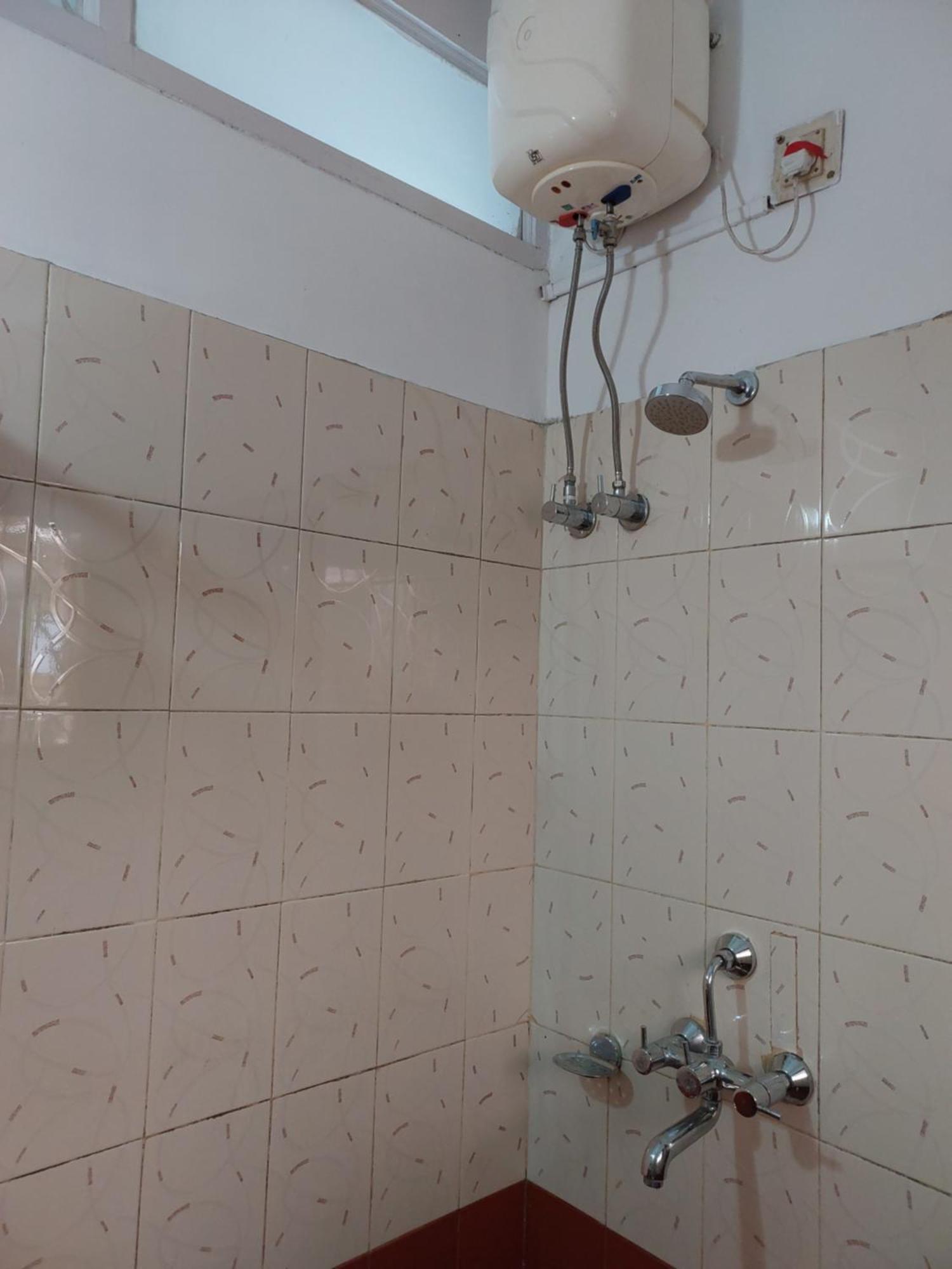 Riverview Guest House Guwahati Eksteriør bilde