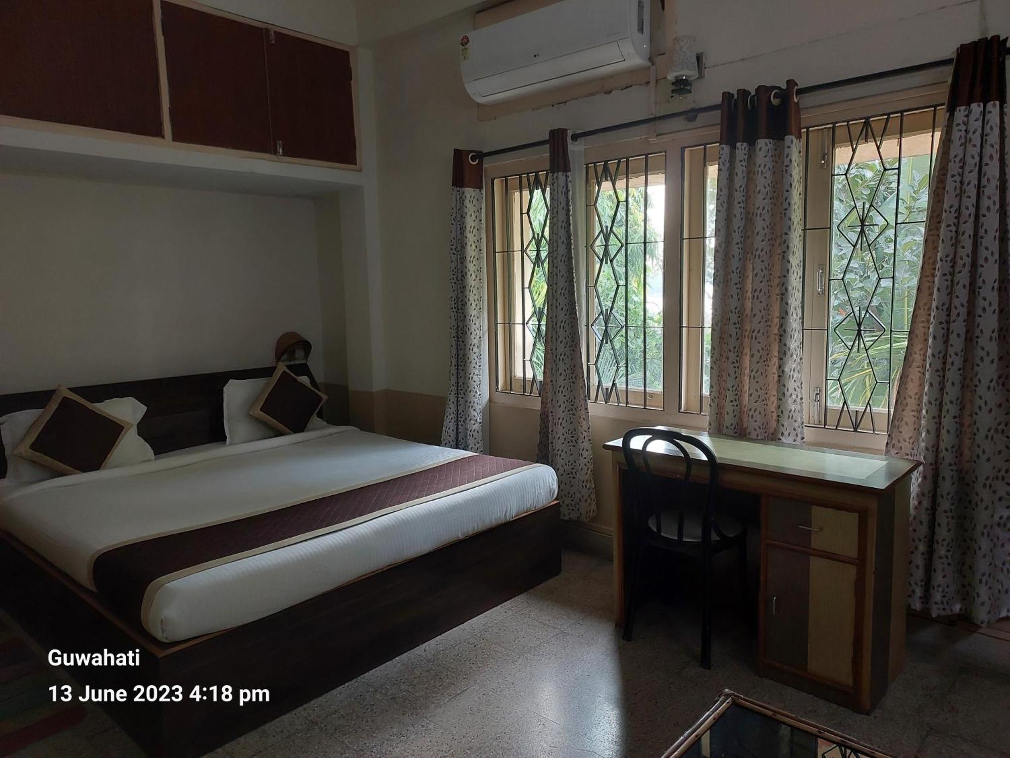 Riverview Guest House Guwahati Eksteriør bilde