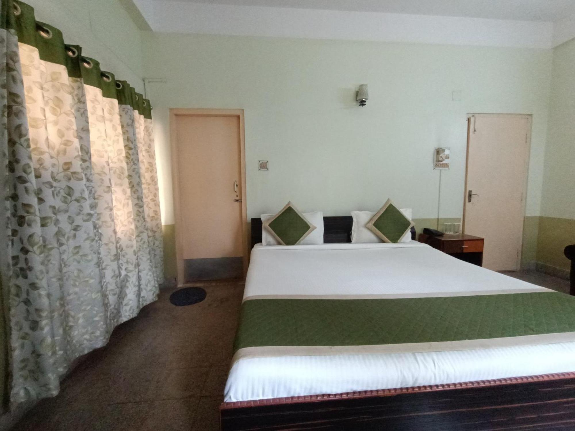 Riverview Guest House Guwahati Eksteriør bilde